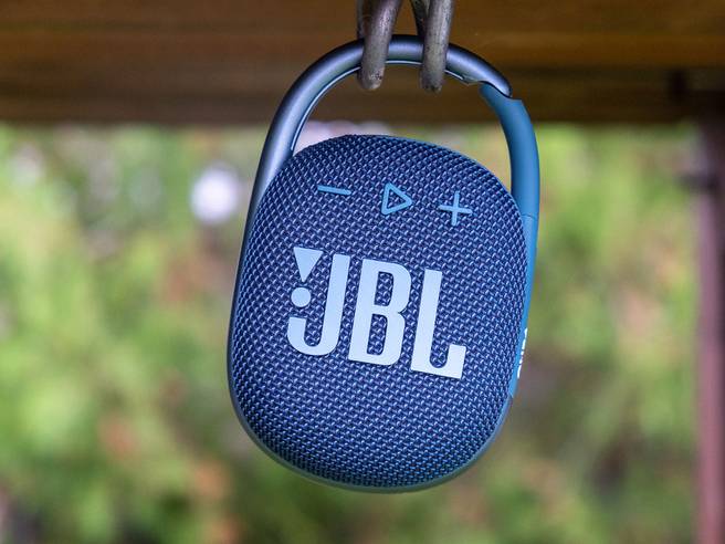 Obrázok ku článku Recenzia JBL Clip 4: Mobilita na prvom mieste