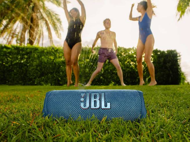 Obrázok ku článku JBL® Flip 6: Odvážny zvuk pre všetky dobrodružstvá