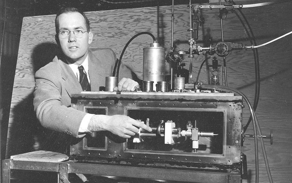 Prvý laser Theodore Maiman