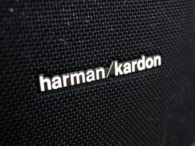 Obrázok ku článku Harman Kardon Go + Play je robustní elegán s výrazným zvukem