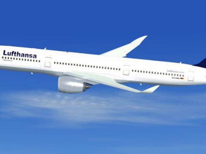 Obrázok ku článku Společnost Lufthansa nabízí pasažérům luxusní zvuk sluchátek AKG N60NC