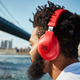 Obrázek článku JBL pustil do prodeje další generaci sluchátek s bezdrátovou technologií